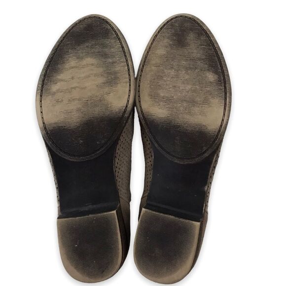 BP Women's 10 Perforated Ankle Booties Beige Tan Suede Leather Casual Everyday - Picture 5 of 8